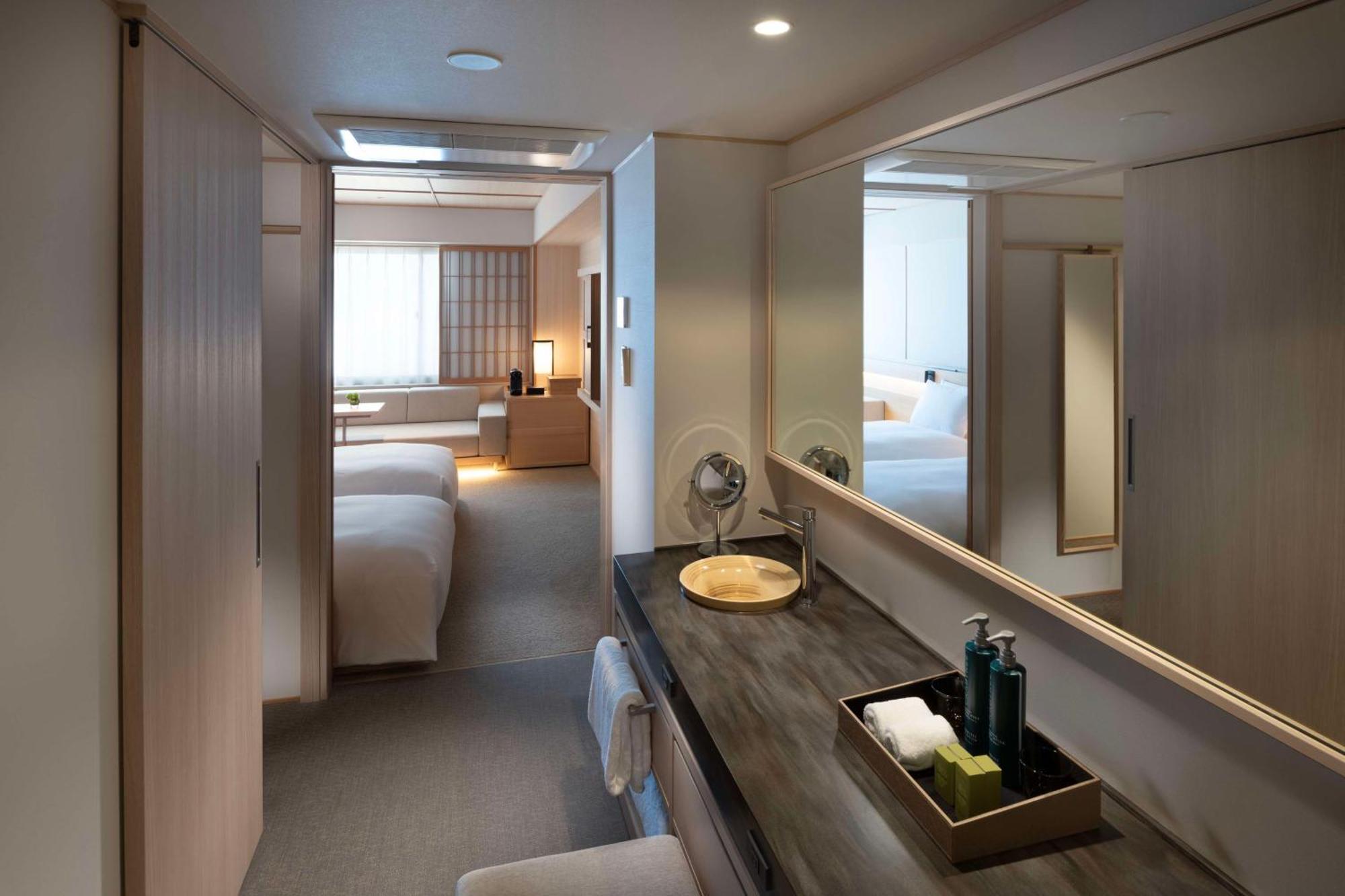 Hotel Doubletree By Hilton Kyoto Higashiyama Esterno foto