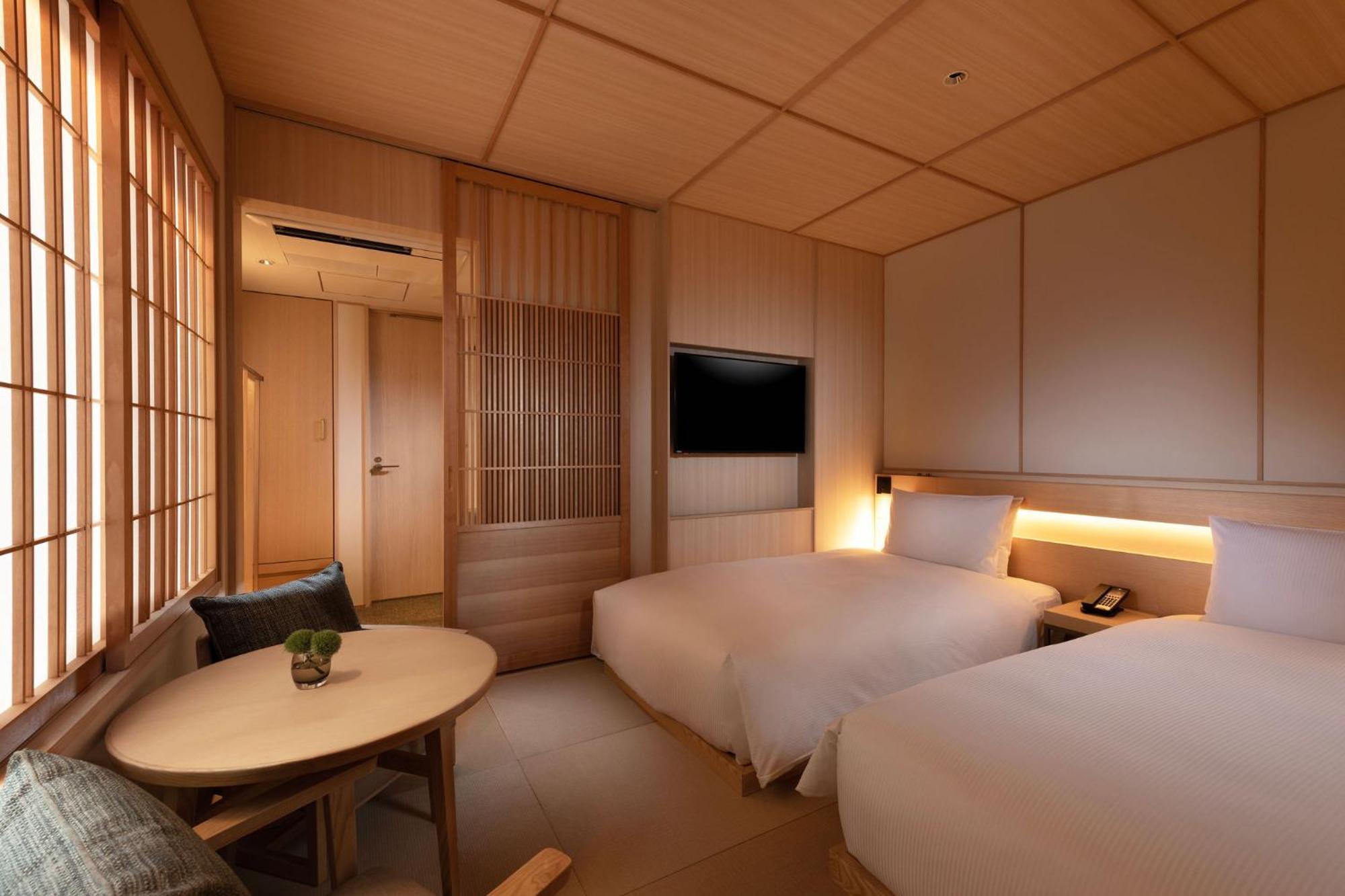 Hotel Doubletree By Hilton Kyoto Higashiyama Esterno foto